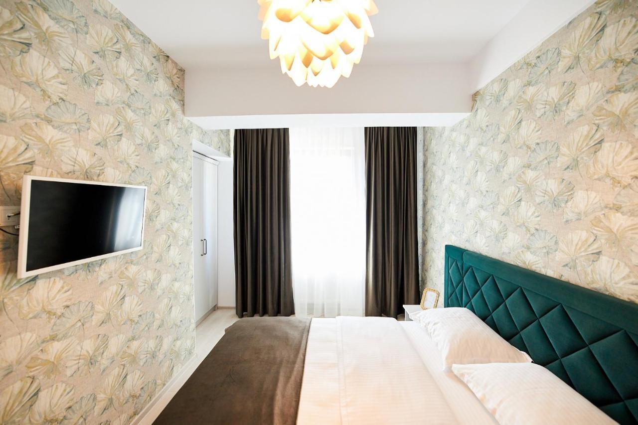 Uptown Apartments ยาช ภายนอก รูปภาพ