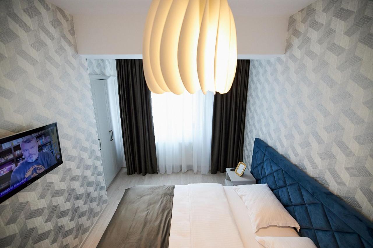 Uptown Apartments ยาช ภายนอก รูปภาพ