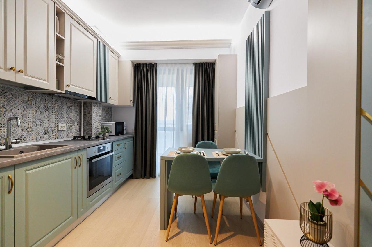 Uptown Apartments ยาช ภายนอก รูปภาพ